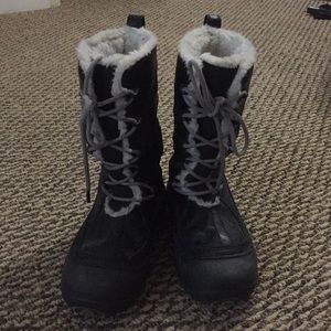 COLUMBIA Omni-heat Winter Boots